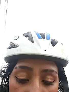 CAROLINE  07 online show from 09-18-25, 12:52