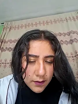 CAROLINE  07 online show from 11-25-25, 05:02