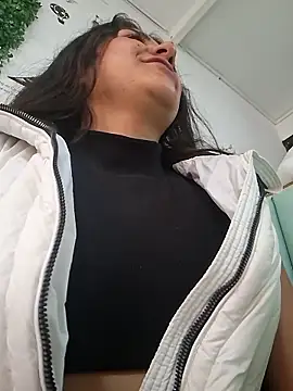 CAROLINE  07 online show from 12-16-25, 08:57