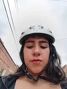 CAROLINE  07 online show from 05-18-26, 04:34