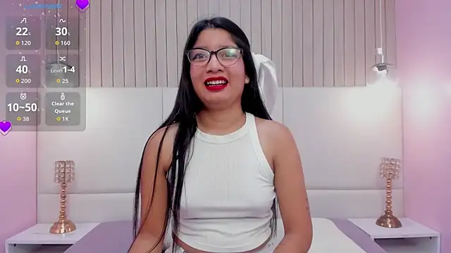Snapshot of MelanyWayne_ chatting on 06-05-26, 12:00 MelanyWayne online show from 06-05-26, 12:00