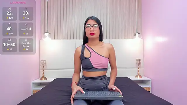 MelanyWayne  online show from 02-09-26, 06:50