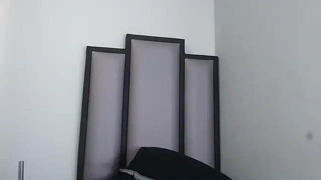  Leohot  online show from 11-30-25, 03:57