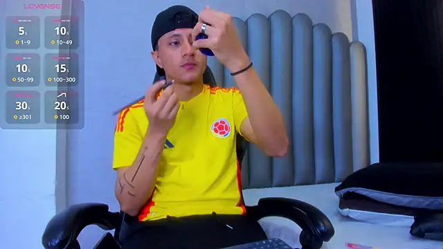  Leohot  online show from 02-17-26, 03:37