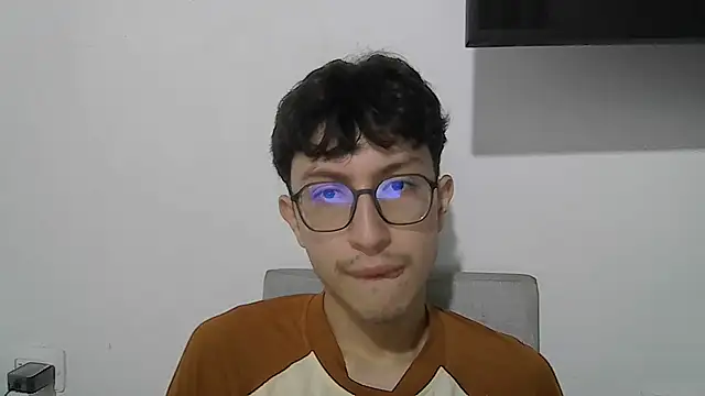 Kevintdx online show from 11-07-25, 03:11