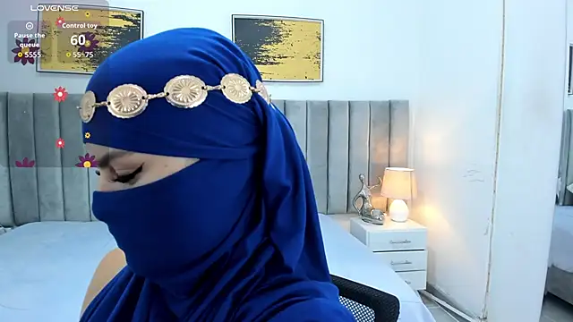 Snapshot of _shaiira chatting on 10-13-25, 11:56 shaiira online show from 10-13-25, 11:56