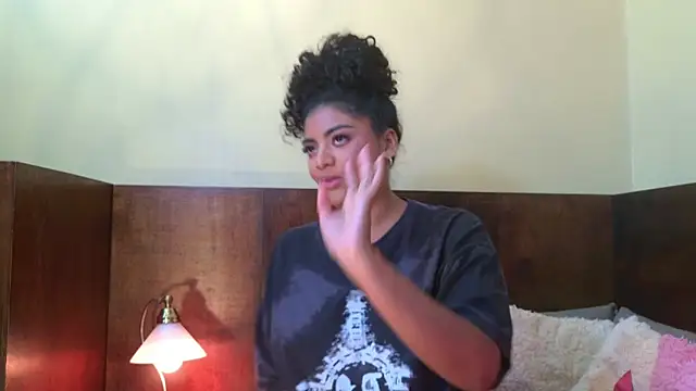 Snapshot of Carly_Monroe_ chatting on 09-29-25, 10:48 Carly Monroe online show from 09-29-25, 10:48