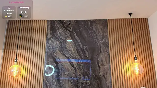 Snapshot of Alana-Jones chatting on 09-17-25, 12:18 Alana-Jones online show from 09-17-25, 12:18