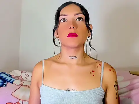 Megan Gil  online show from 10-16-25, 01:41