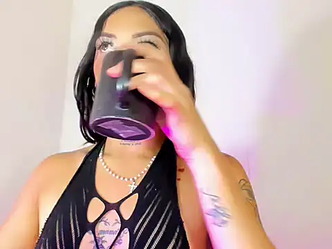 Megan Gil  online show from 09-14-25, 04:02