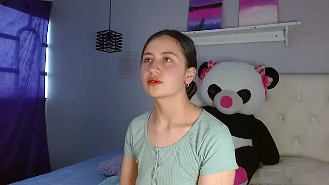 Snapshot of Zaaida_ chatting on 10-22-25, 01:43 Zaaida online show from 10-22-25, 01:43