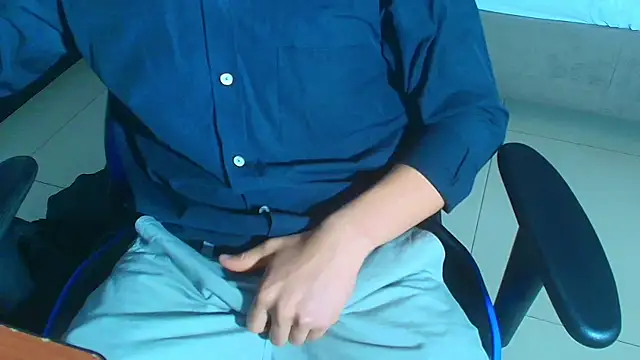 Snapshot of SEXYBOY_VC chatting on 09-26-25, 12:23 SEXYBOY VC online show from 09-26-25, 12:23