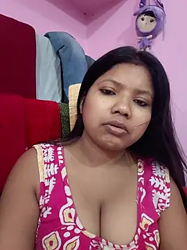 Snapshot of Redchery chatting on 05-24-26, 06:19 Redchery online show from 05-24-26, 06:19