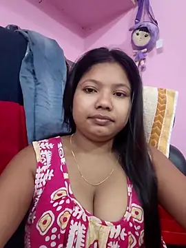 Snapshot of Redchery chatting on 05-25-26, 06:39 Redchery online show from 05-25-26, 06:39