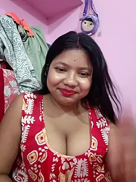 Snapshot of Redchery chatting on 05-29-26, 05:52 Redchery online show from 05-29-26, 05:52