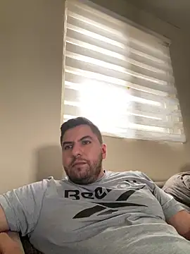 raulgzz4 online show from 04-14-26, 04:01