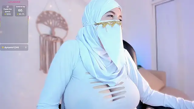 salma isawwii online show from 12-14-25, 03:06