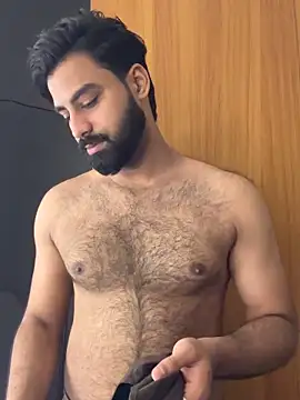 hottestboy03 online show from 12-19-25, 07:00