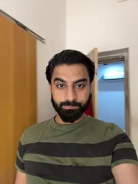 hottestboy03 online show from 10-31-25, 06:48