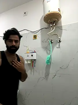 hottestboy03 online show from 12-18-25, 06:56