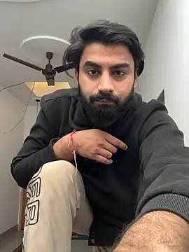 hottestboy03 online show from 11-26-25, 05:40