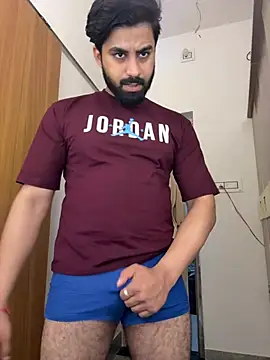 hottestboy03 online show from 05-13-26, 08:10