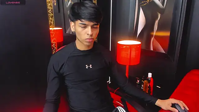 OnlyJos online show from 10-07-25, 06:42