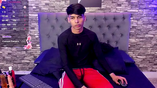 OnlyJos online show from 09-29-25, 07:52