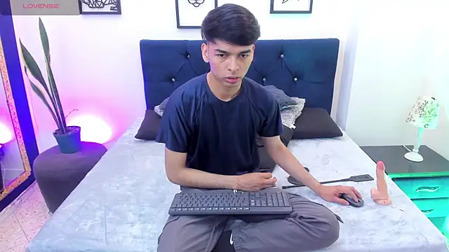 OnlyJos online show from 10-16-25, 08:06