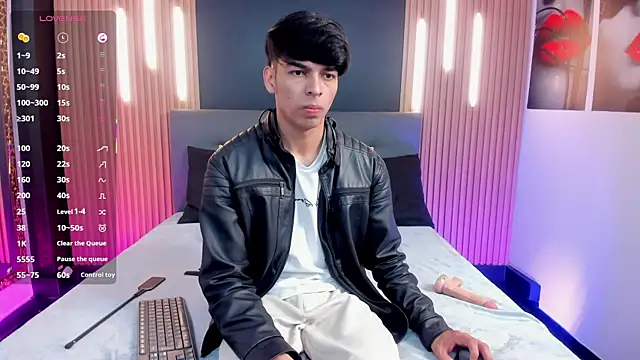 OnlyJos online show from 01-10-26, 04:46