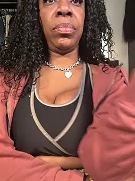 Kennady Buxum Goddess online show from 12-04-25, 09:14