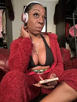 Kennady Buxum Goddess online show from 10-04-25, 03:02