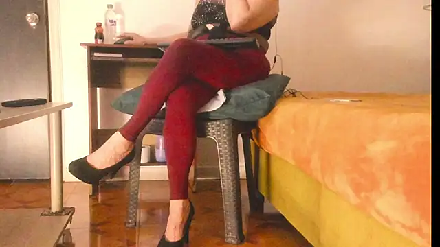 LADY-IN-BLACK online show from 05-14-26, 02:14