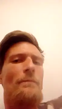 Snapshot of AcquiredCompound chatting on 10-16-25, 04:26 AcquiredCompound online show from 10-16-25, 04:26