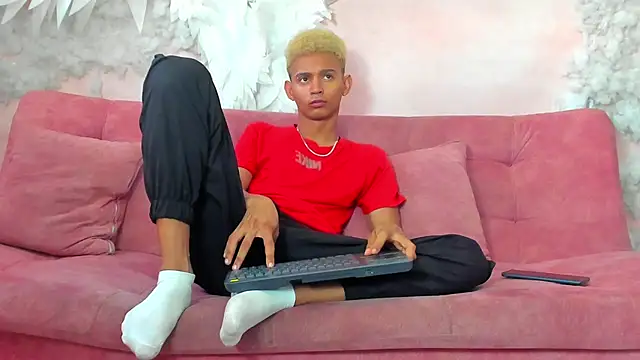 Raams Star online show from 10-21-25, 01:21