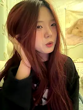 Snapshot of mimi9420 chatting on 10-27-25, 04:30 mimi9420 online show from 10-27-25, 04:30