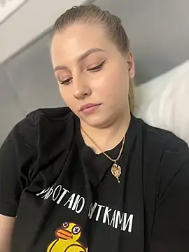 Amy mit online show from 03-08-26, 04:21