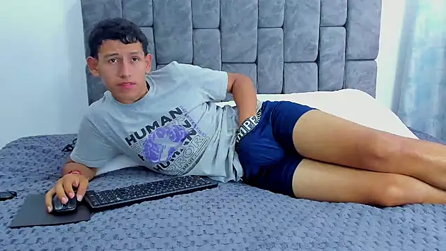 Felipe Gonzales online show from 10-10-25, 12:39