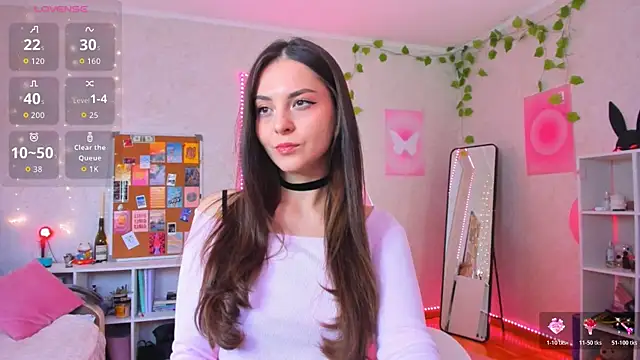 Snapshot of lunariaxoxo chatting on 10-30-25, 04:22 lunariaxoxo online show from 10-30-25, 04:22