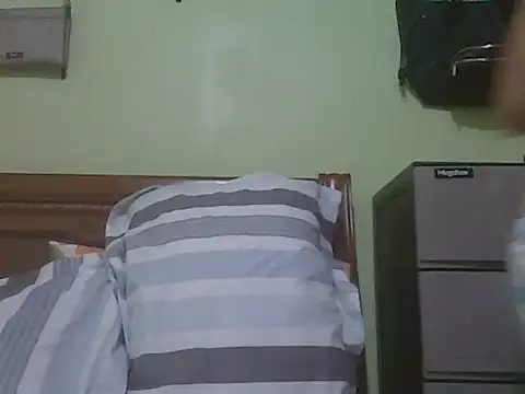 Sexyjenny4u online show from 05-18-26, 08:46