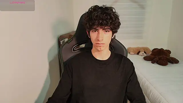 Nude Boy18 online show from 06-16-26, 04:23