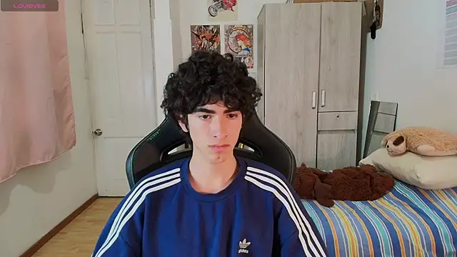 Nude Boy18 online show from 04-04-26, 05:25