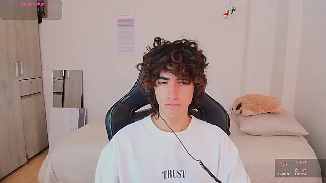 Nude Boy18 online show from 02-17-26, 04:59