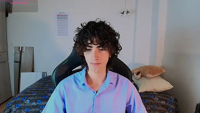 Nude Boy18 online show from 02-12-26, 05:07