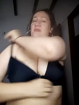 Aisha manzur online show from 01-05-26, 06:00