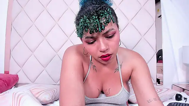 momo ayasse online show from 10-03-25, 09:38