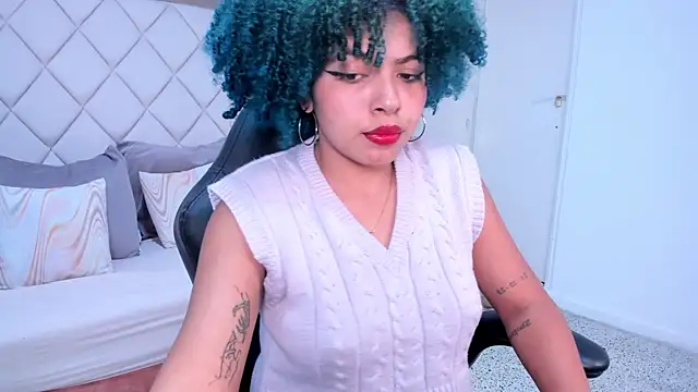 momo ayasse online show from 11-26-25, 09:48