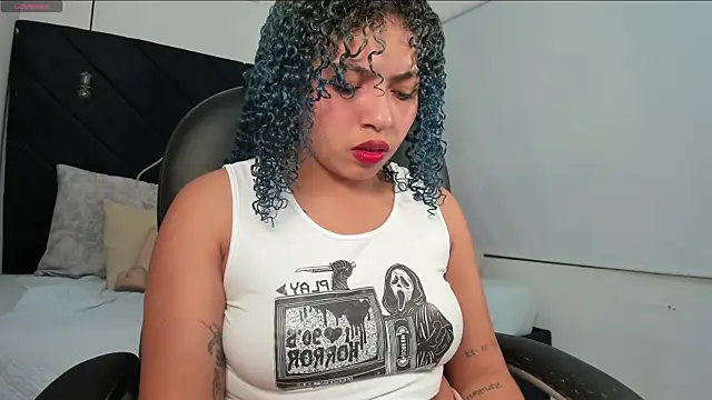 momo ayasse online show from 06-01-26, 05:07