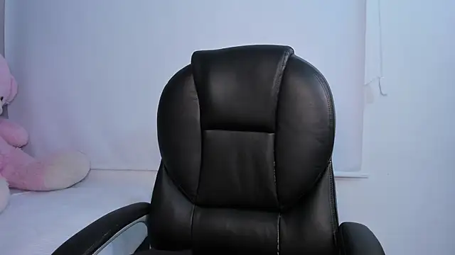 momo ayasse online show from 03-18-26, 03:31