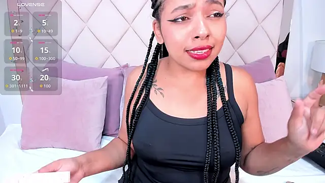 momo ayasse online show from 10-14-25, 10:42